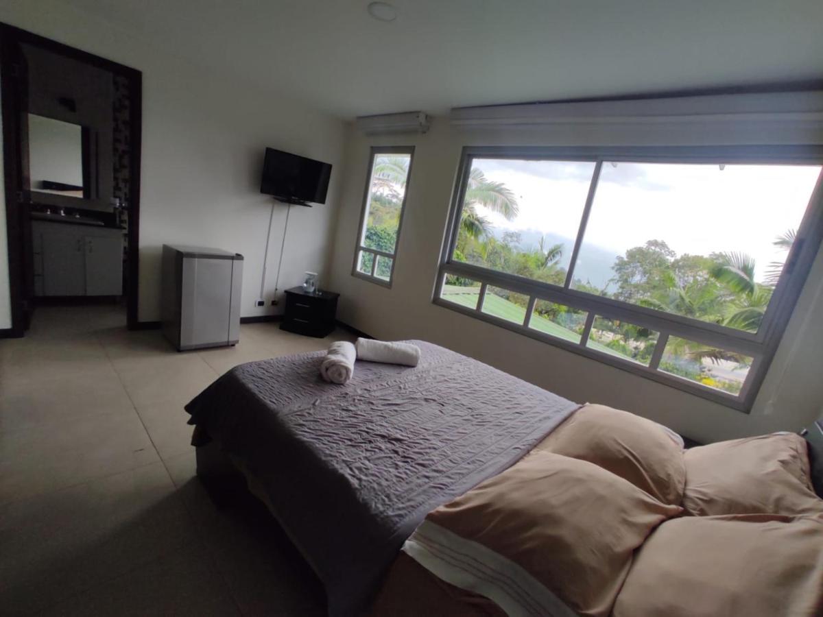 Habitacion Privada En Finca Turistica Hualcala La Mesa  Zewnętrze zdjęcie