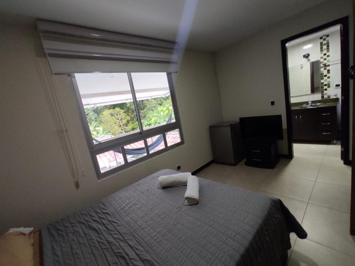 Habitacion Privada En Finca Turistica Hualcala La Mesa  Zewnętrze zdjęcie