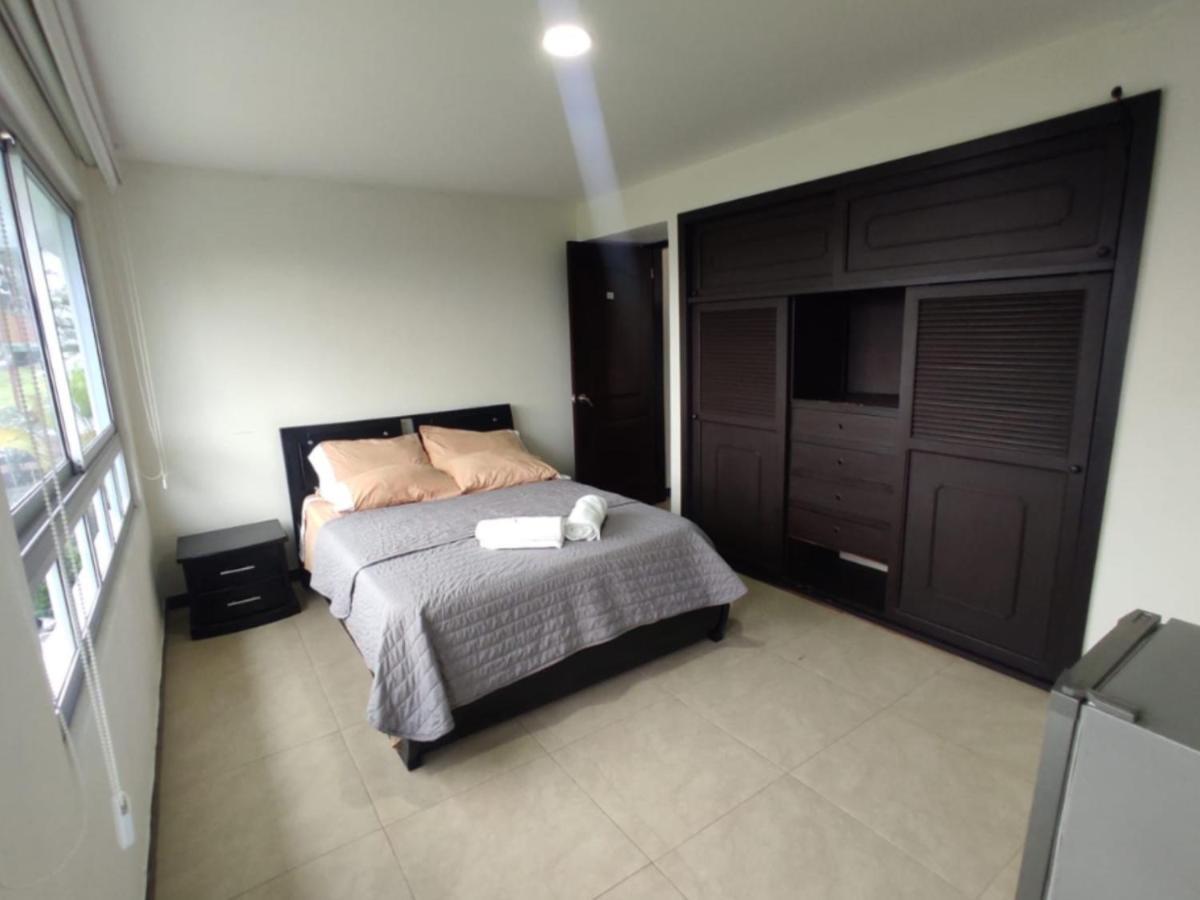 Habitacion Privada En Finca Turistica Hualcala La Mesa  Zewnętrze zdjęcie